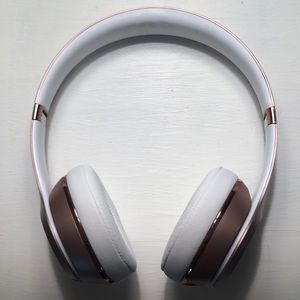 Beats solo 3 headphones
